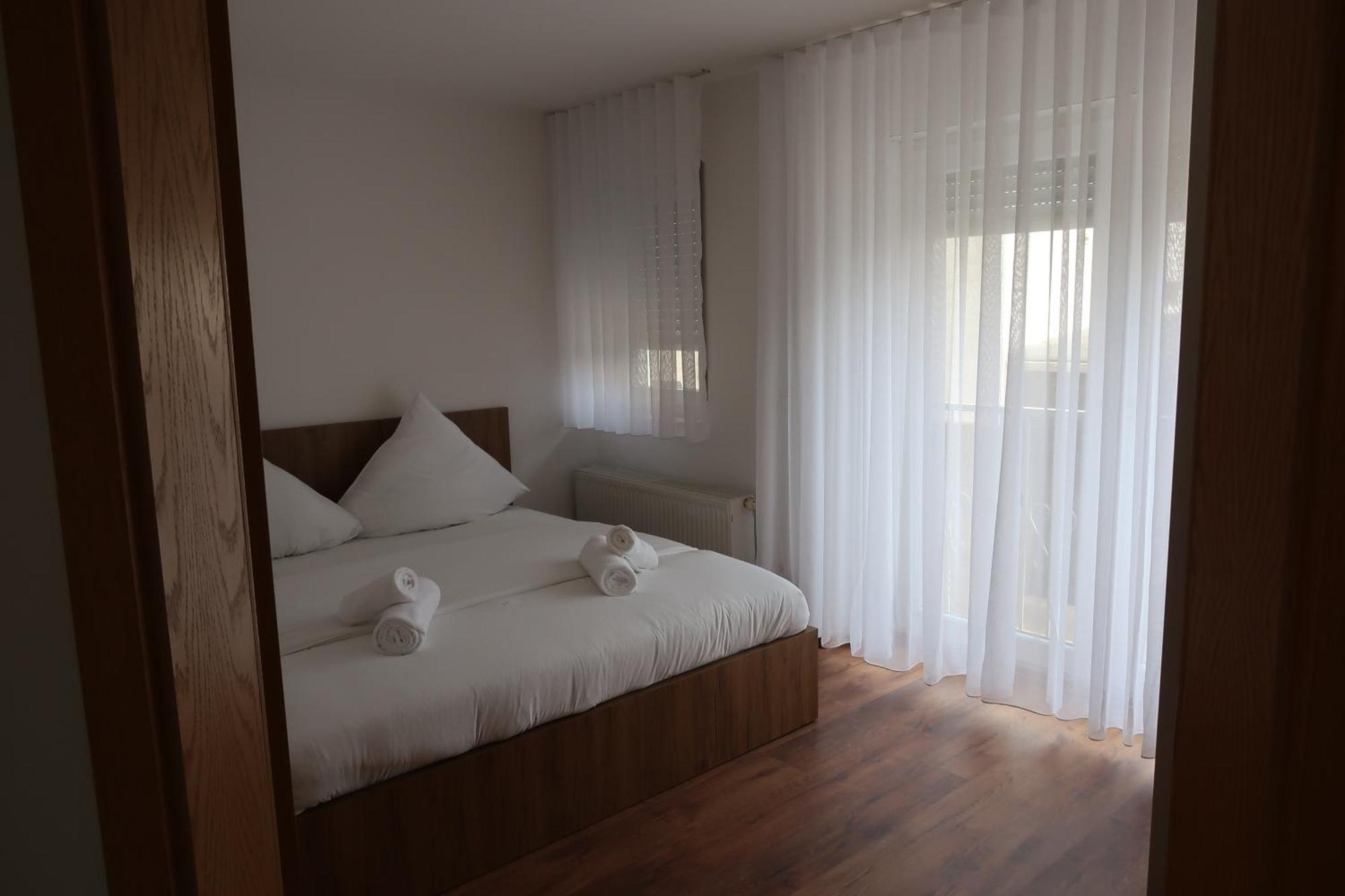 Old Apartment Koblenz  Bagian luar foto